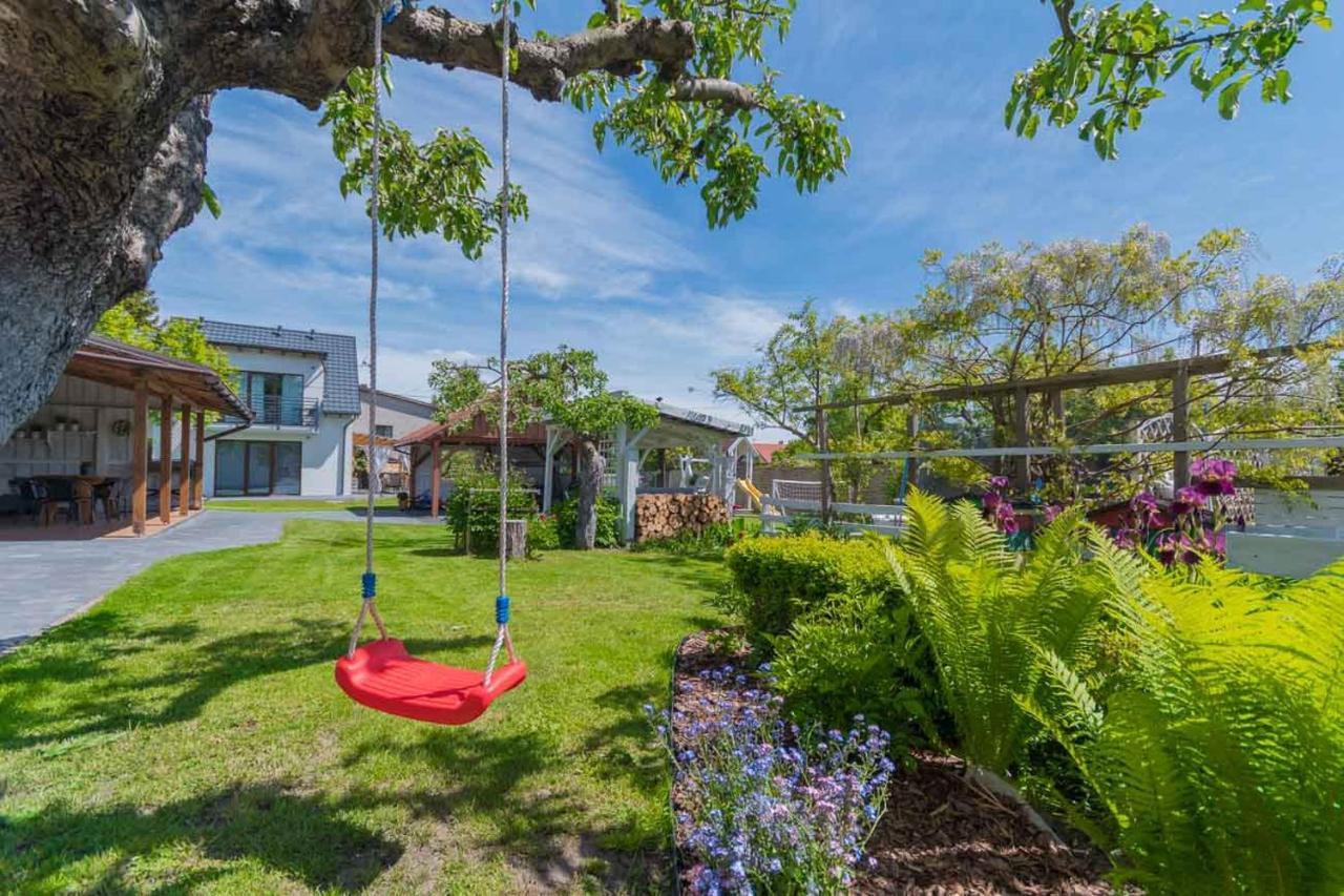 Hupkas Apartementy I Pokoje Янтар Экстерьер фото
